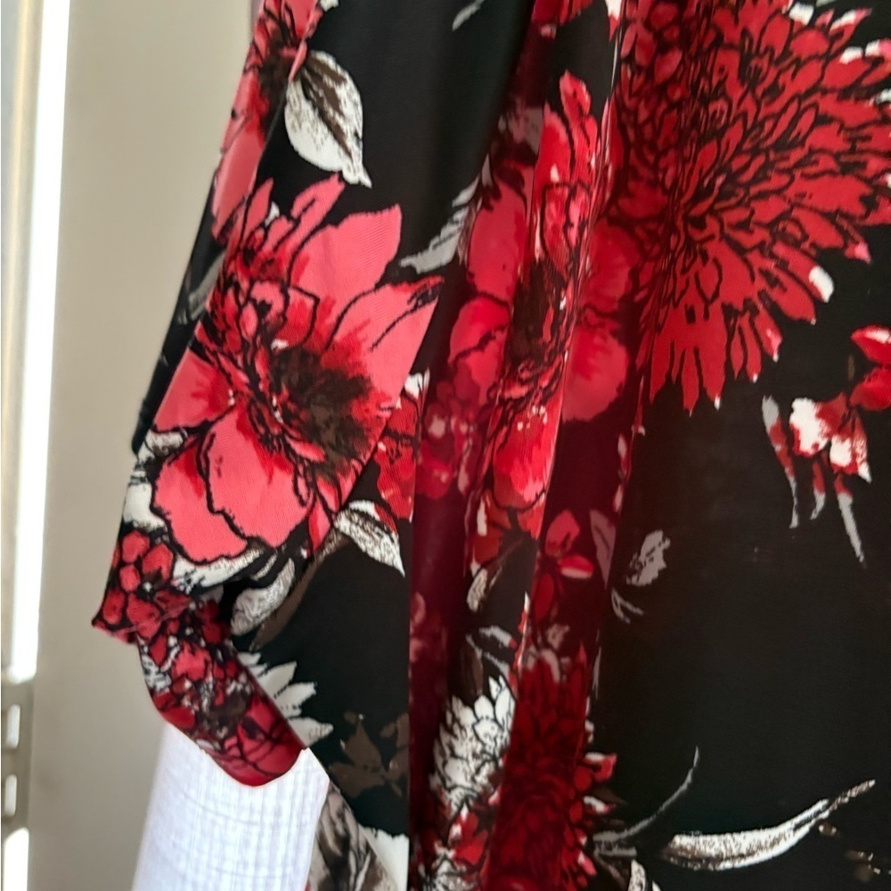 BonWorth Red and Black Asymmetrical Tunic - Picture 3 of 7